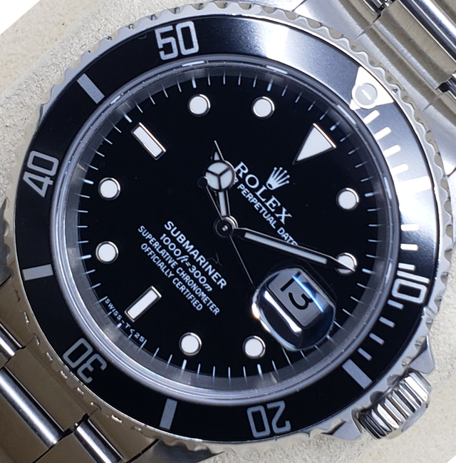 Rolex Submariner Steel Pre-Owned 16610 Blue